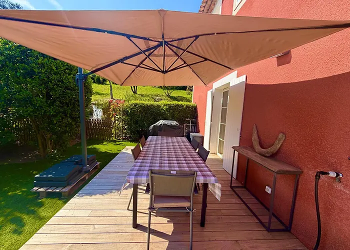 Holiday home Les Restanques Maison 35 Chenes 3